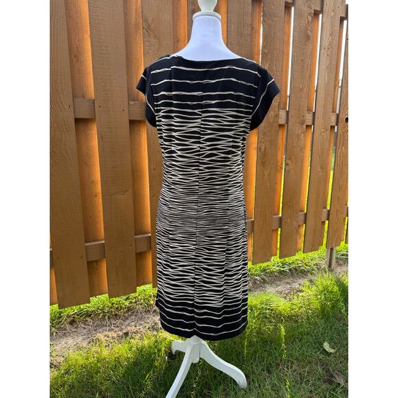 Dress Barn Black and Cream Dress Size 14 - Picture 3 of 6